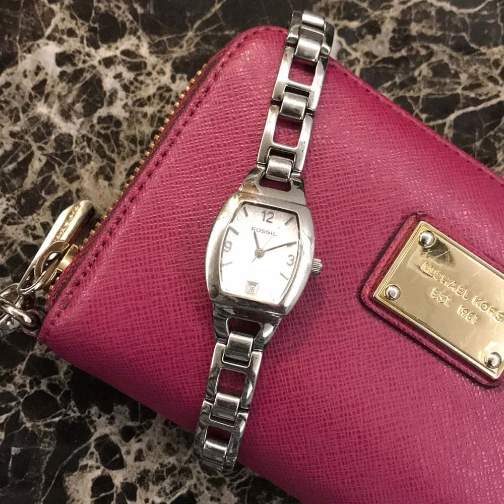 Fossil - silver women’s wrist watch
